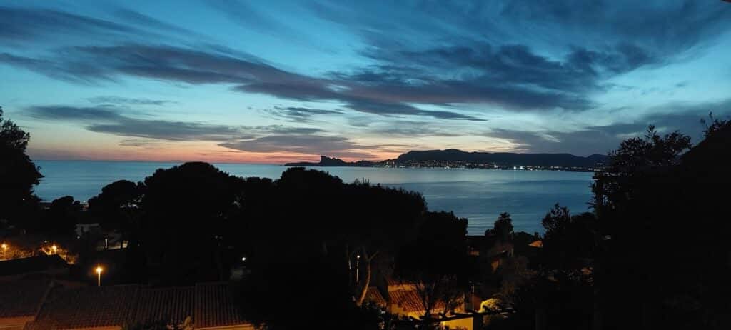 Saint Cyr sur mer et sa baie
