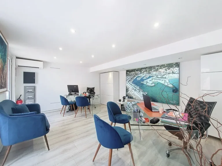 Agence immobilière Finestone Saint-Cyr
